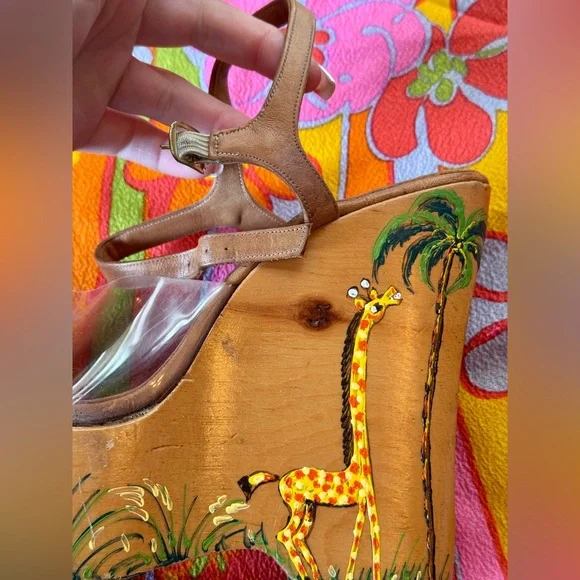 70s Vintage Wooden Wonder Wedge w Clear Vamp and Painted Details Sz 7 - Picture 5 of 13